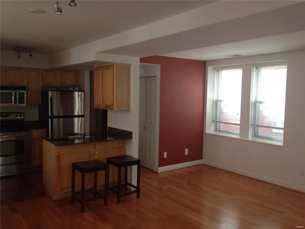 5330-5360 Pershing Condo - Residential Lease