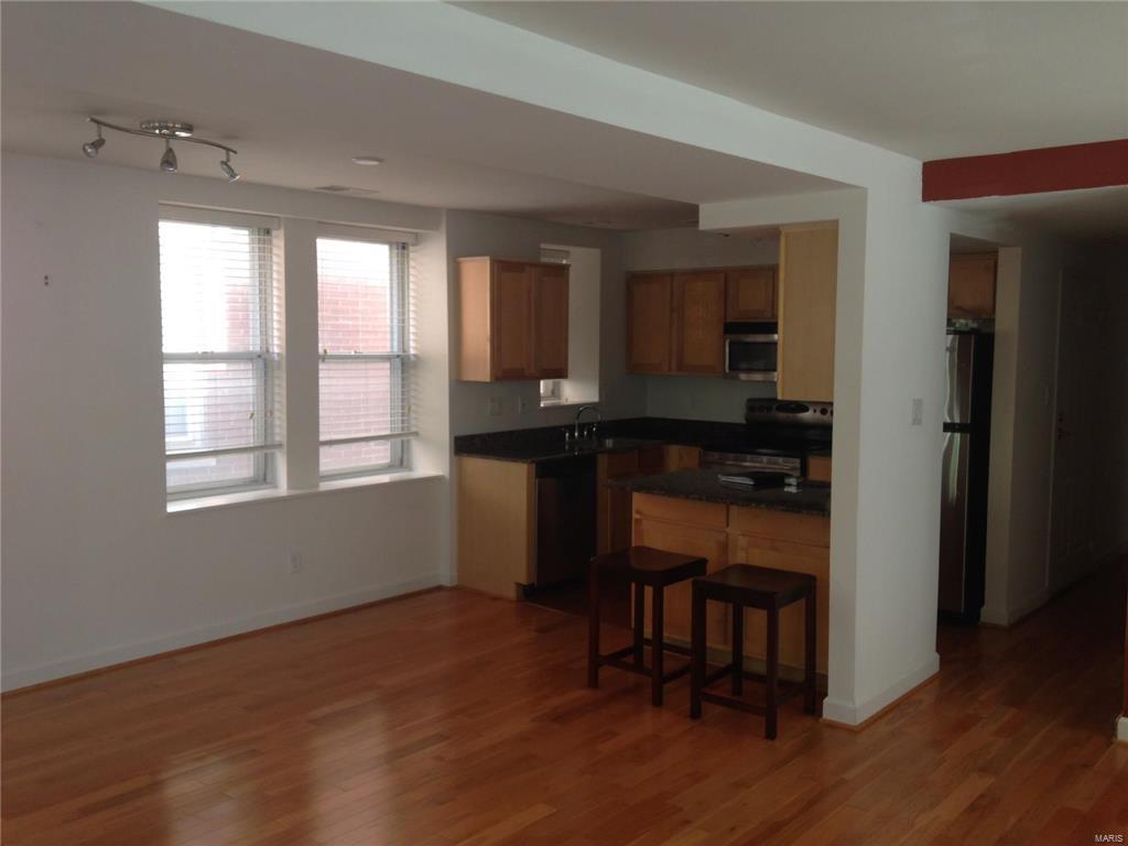 5330-5360 Pershing Condo - Residential Lease