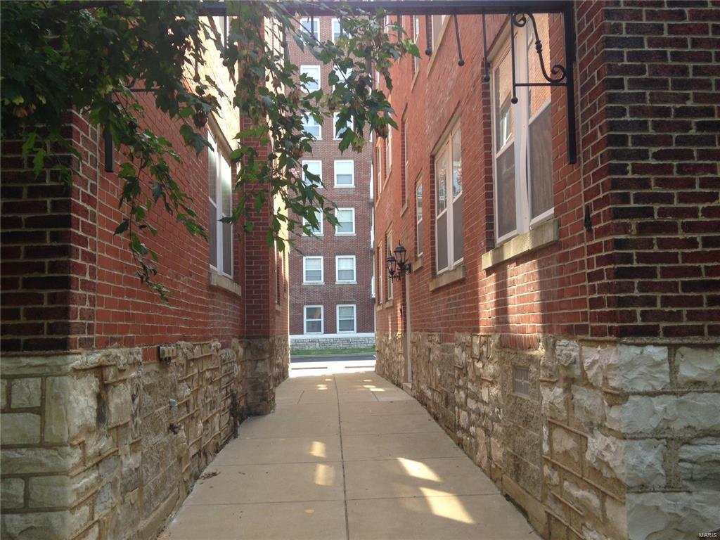 5330-5360 Pershing Condo - Residential Lease