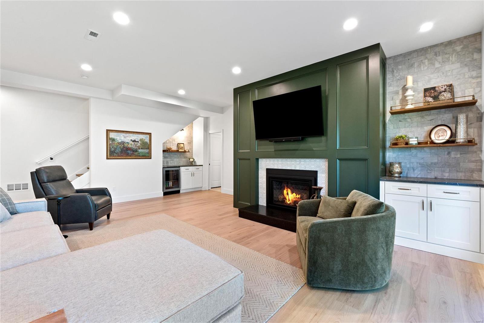 Oak Estates - Residential