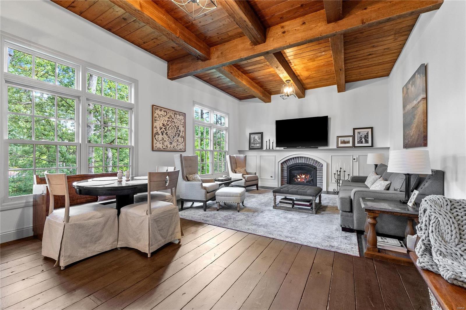 Oak Estates - Residential