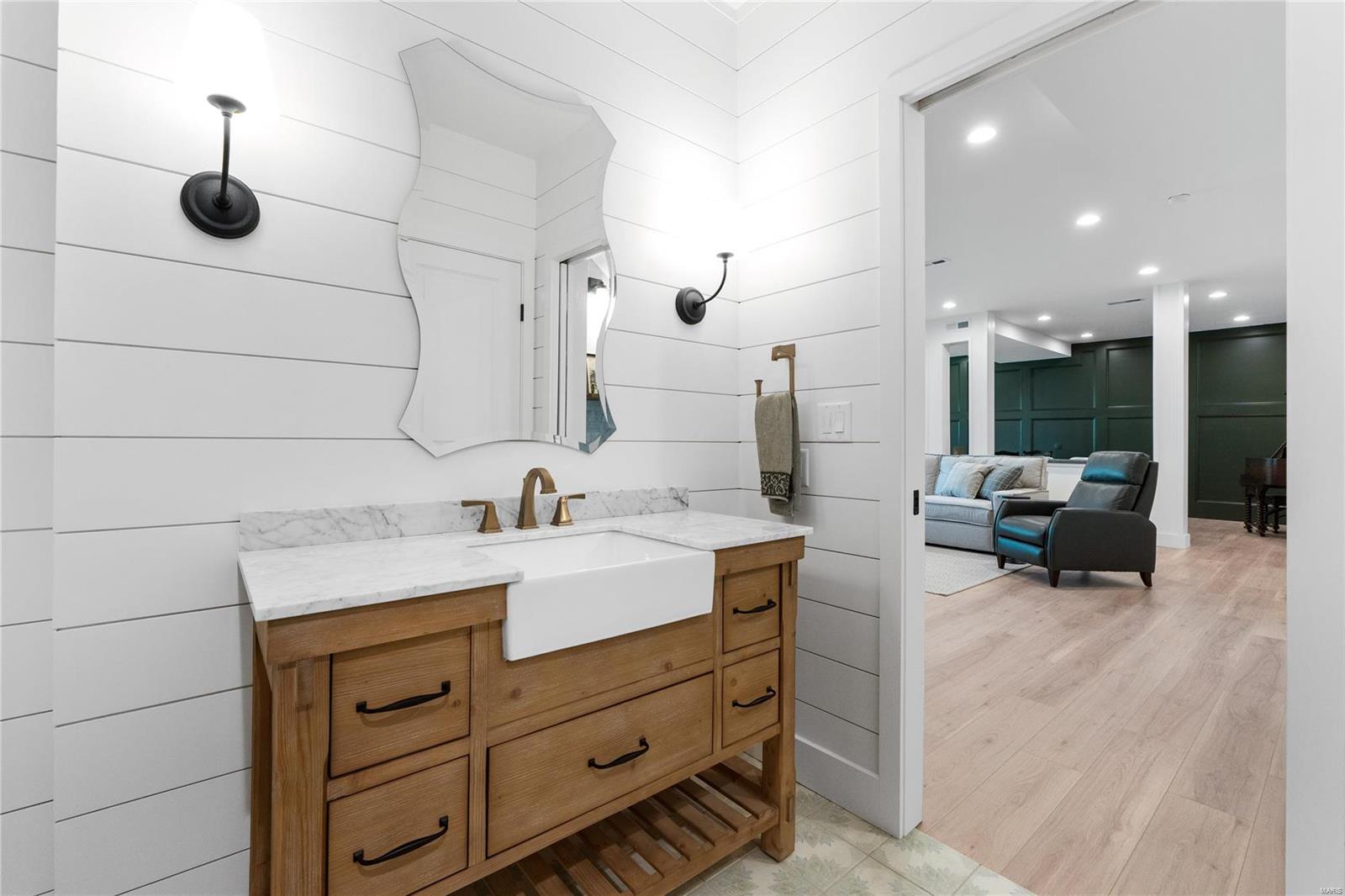 Oak Estates - Residential