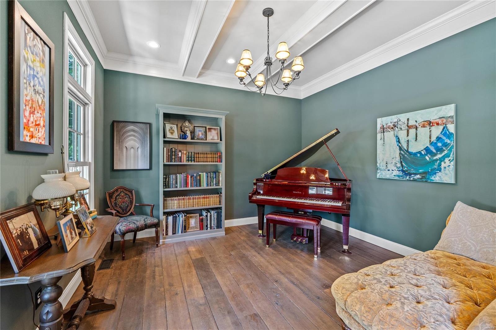 Oak Estates - Residential