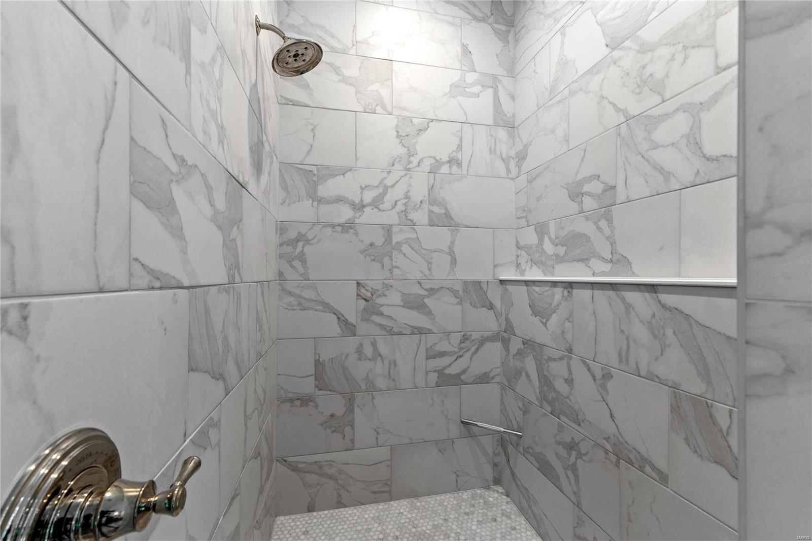 Oak Estates - Residential