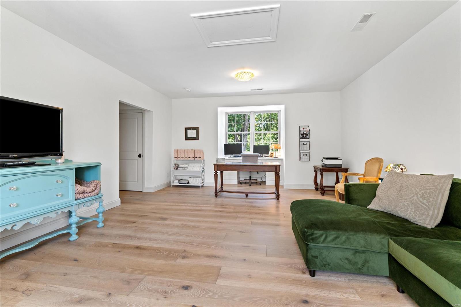 Oak Estates - Residential