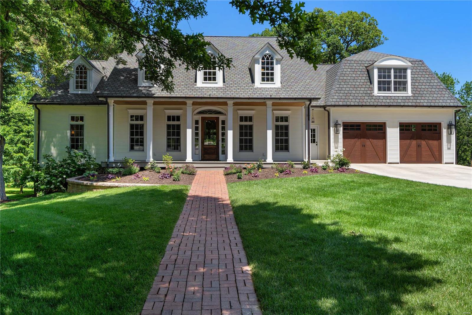 Oak Estates - Residential