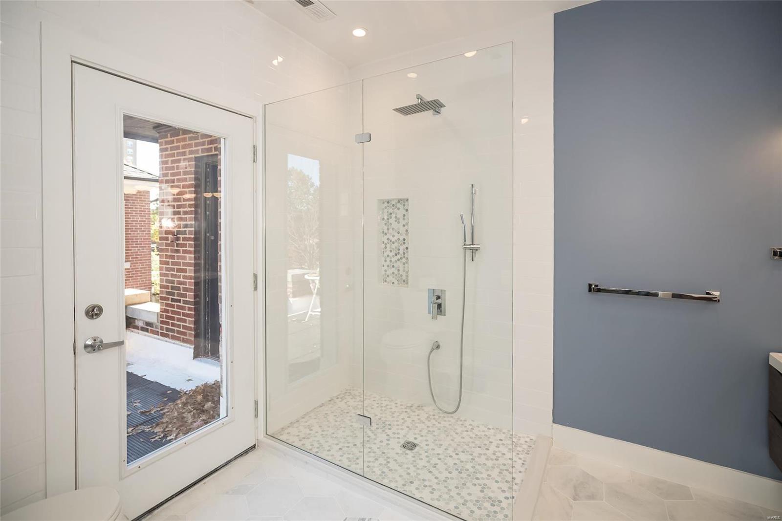 Hillcrest - Residential