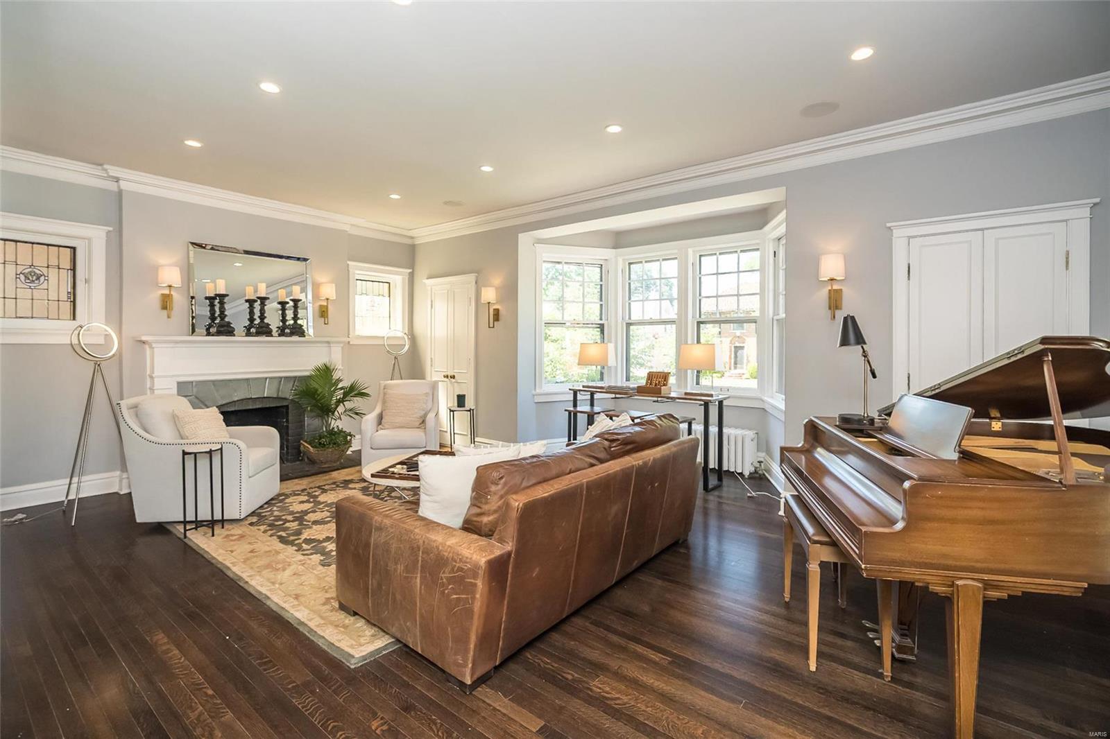 Hillcrest - Residential