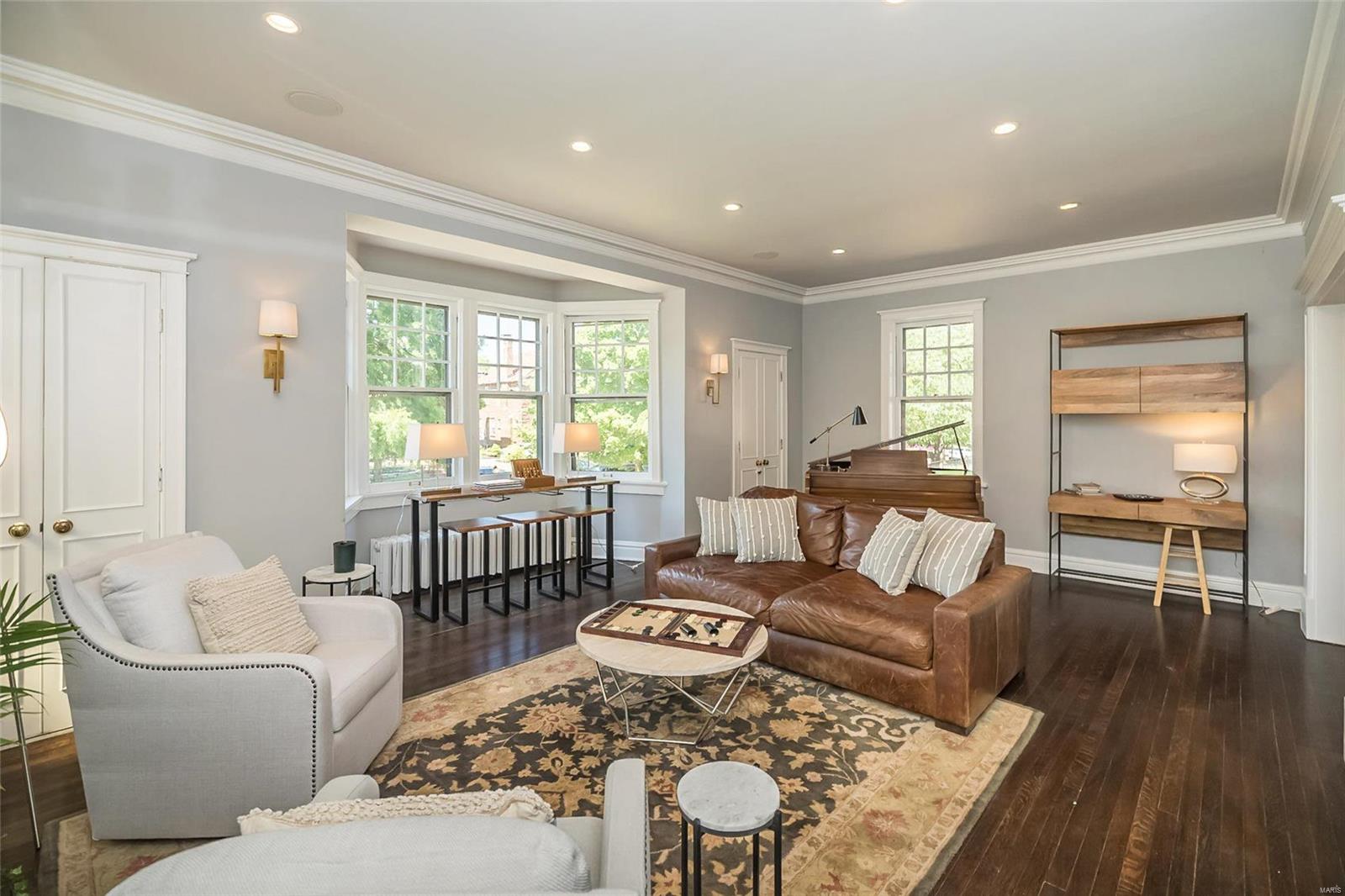 Hillcrest - Residential