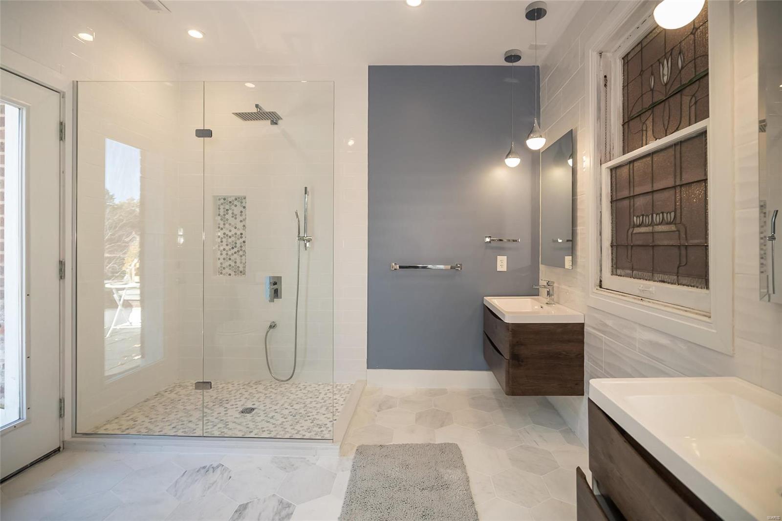 Hillcrest - Residential