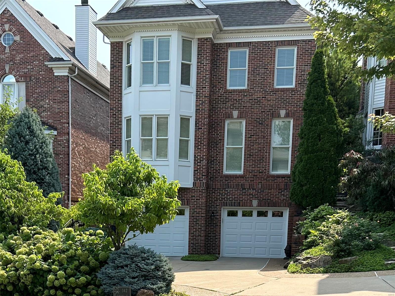 North Pointe Clayton - Residential