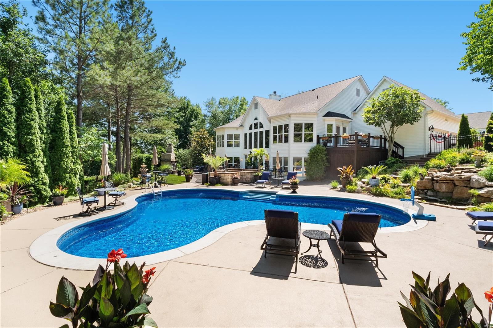 Camelot - Residential