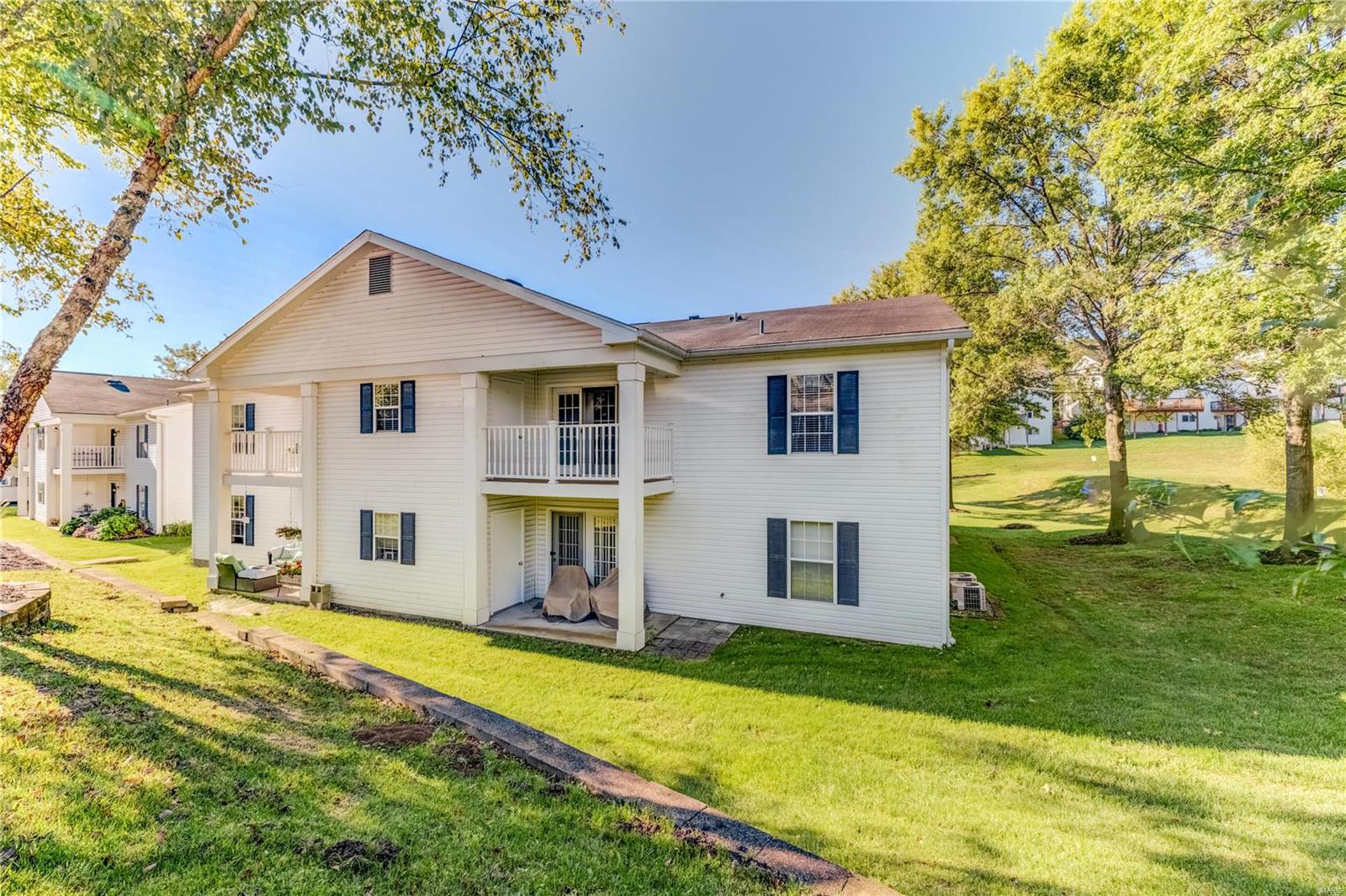 Country Stone Manor - Residential