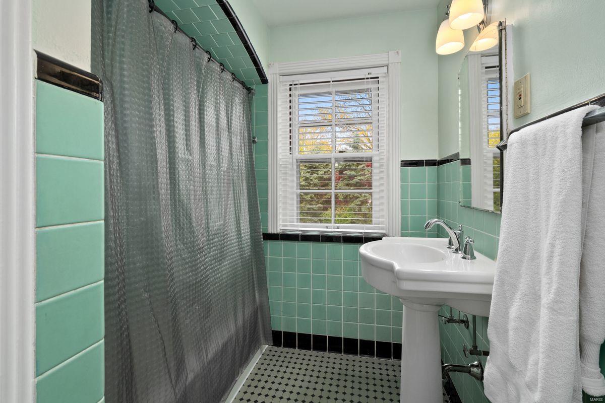 Lake Forest - Residential