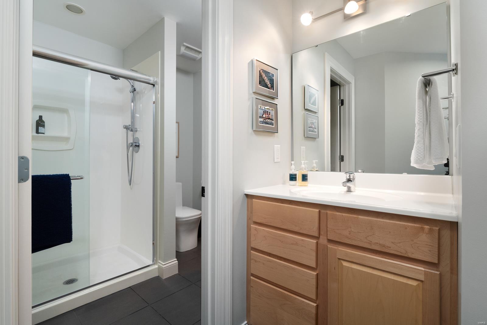 Huntleigh Manor - Residential