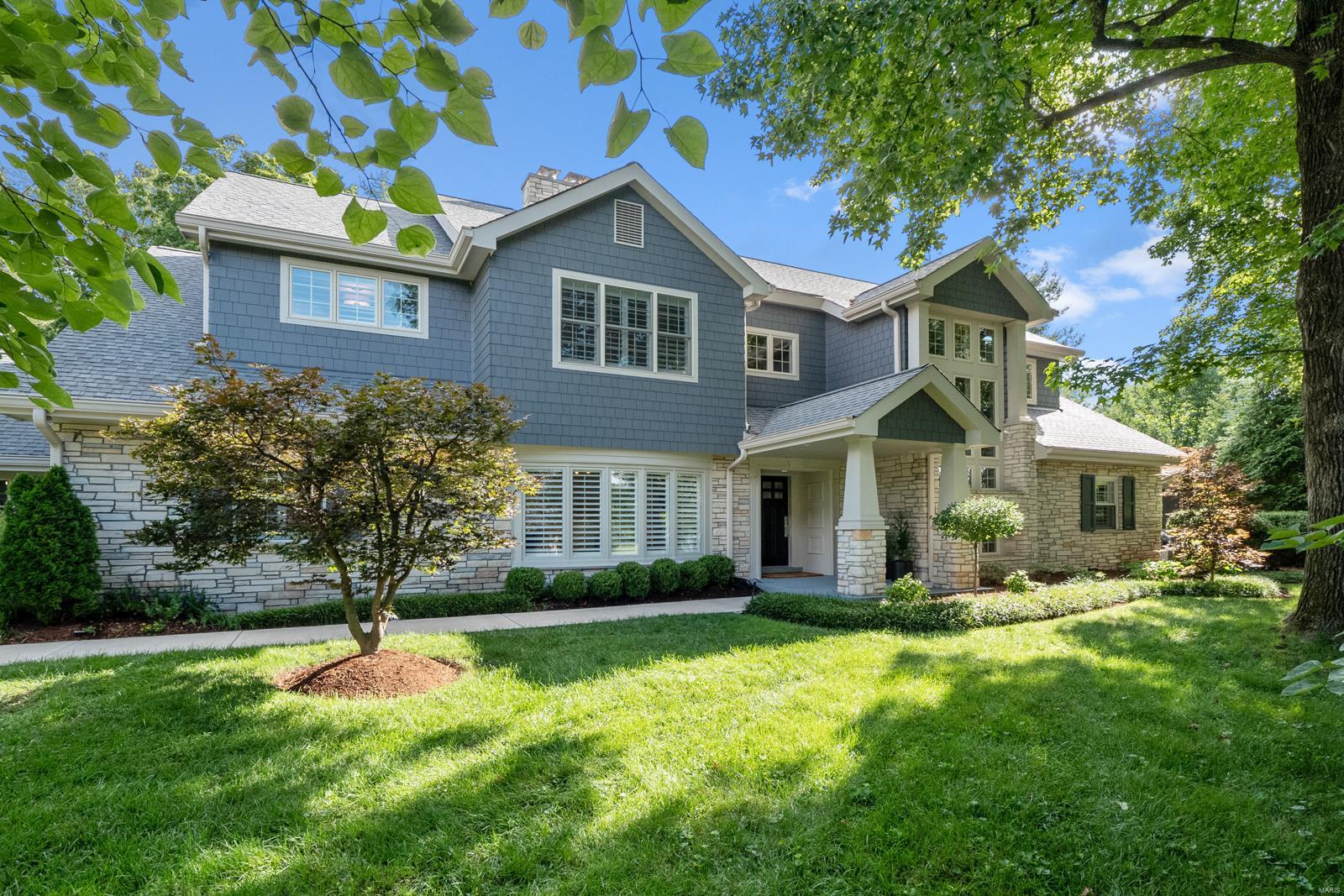 Huntleigh Manor - Residential