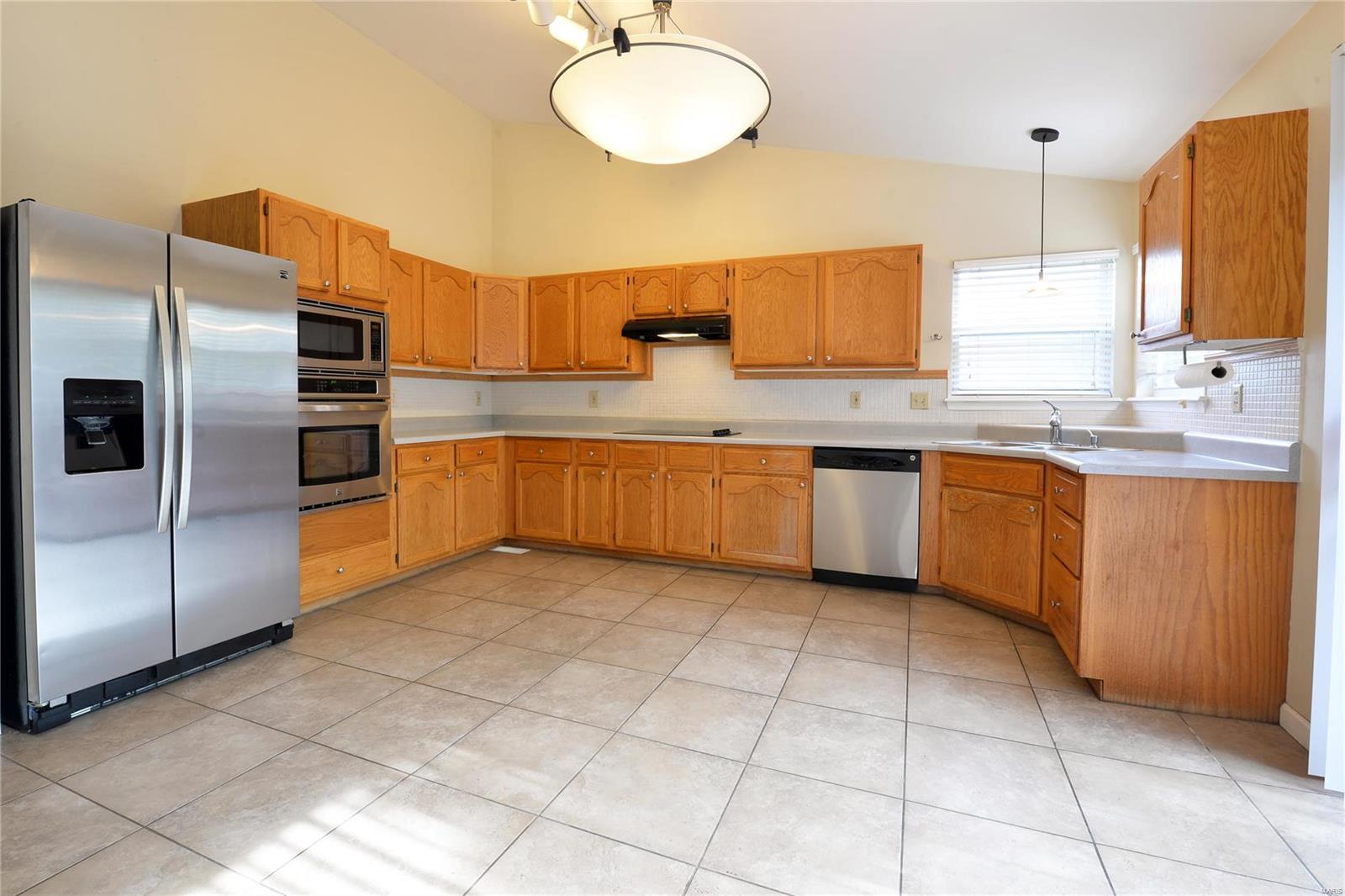 Crystal Creek Pointe II - Residential Lease