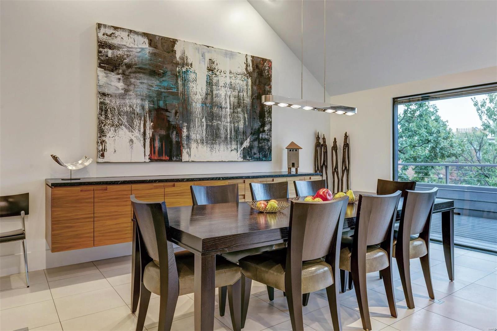 Pershing Place Condo - Residential