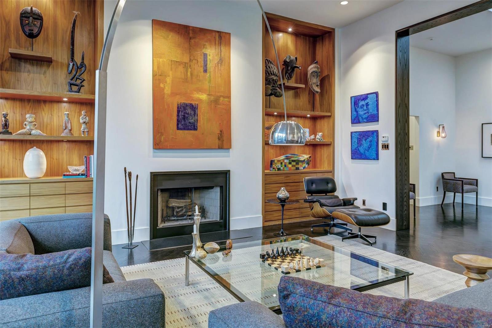 Pershing Place Condo - Residential