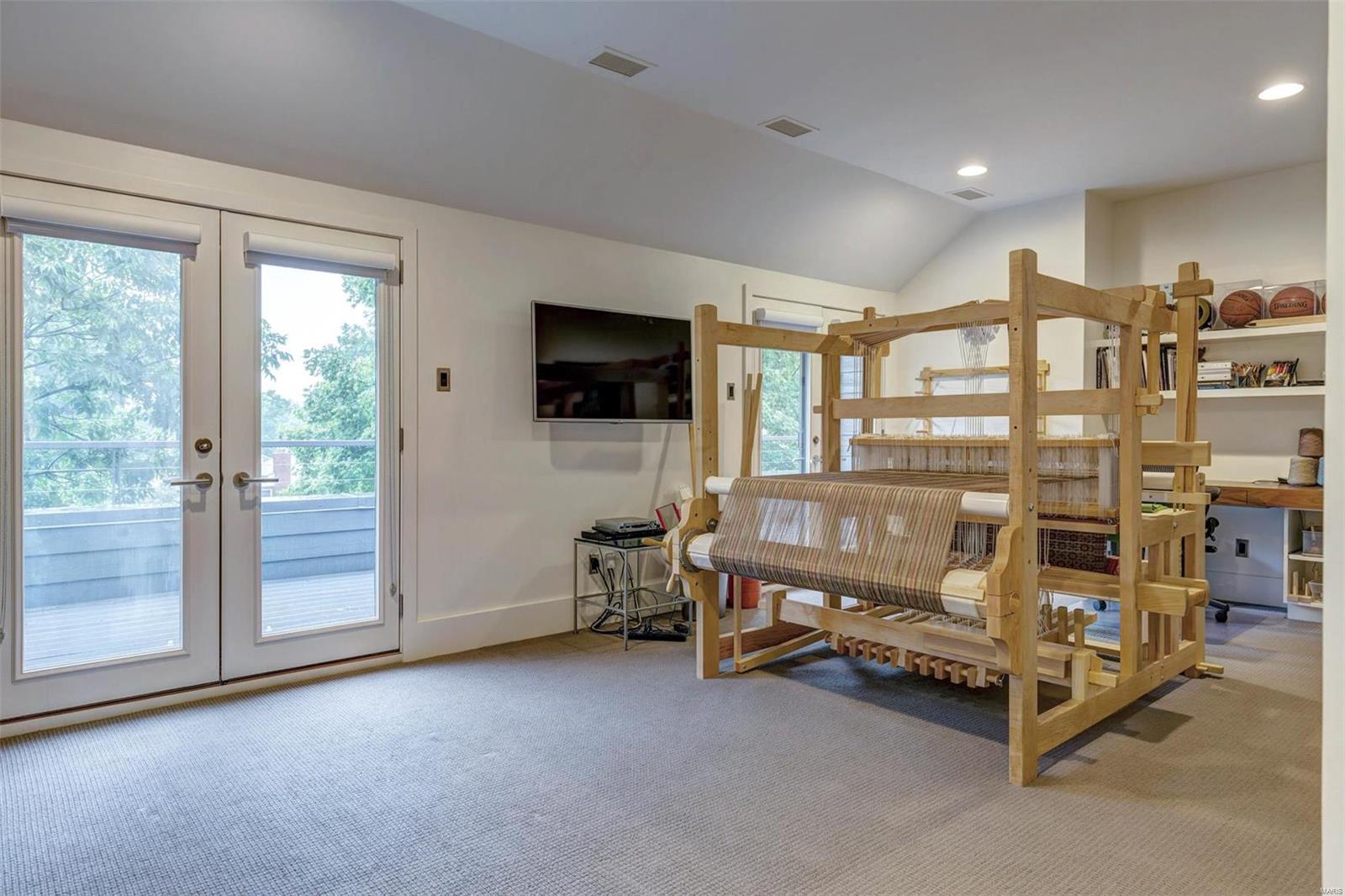 Pershing Place Condo - Residential