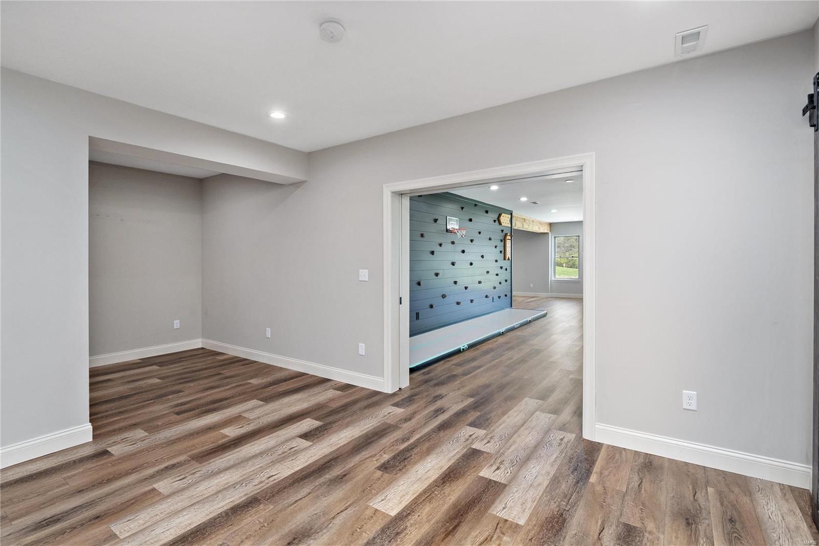 The Estate At Matteson Park - Residential