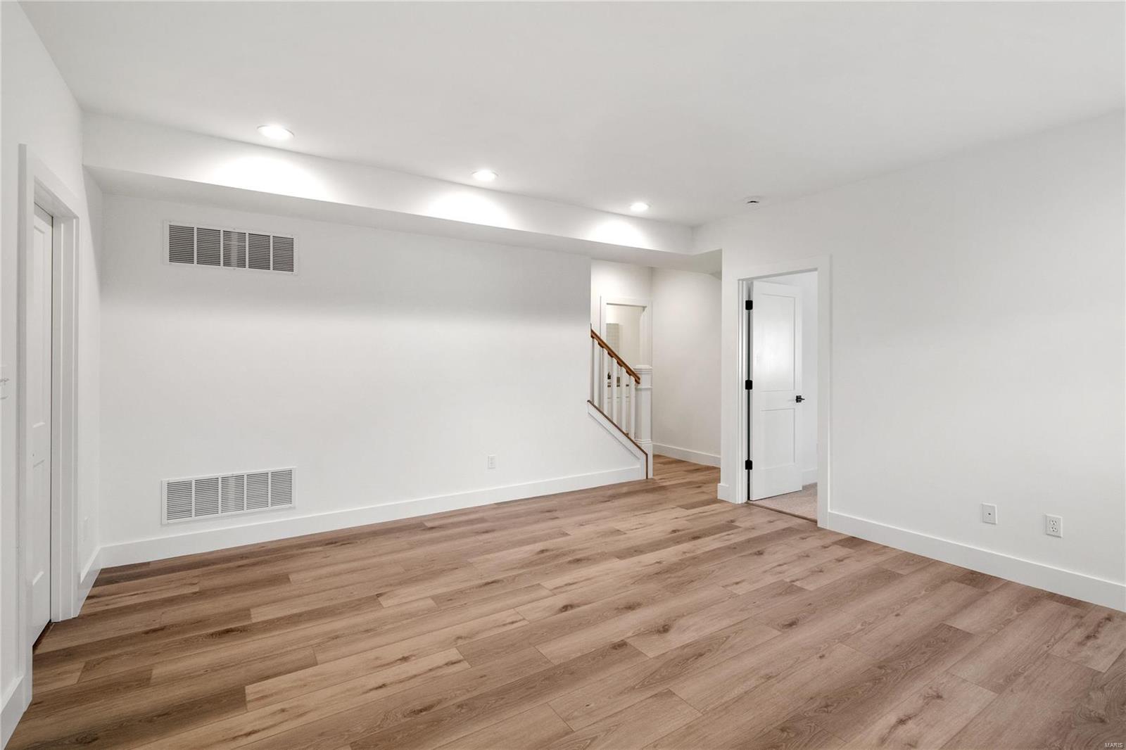 Schoettler Grove - Residential