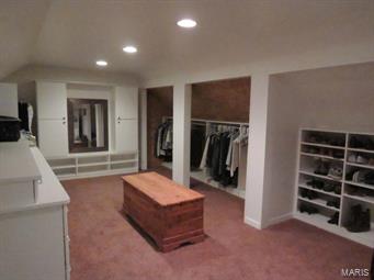 Old Bonhomme - Residential