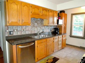 Old Bonhomme - Residential