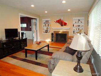 Old Bonhomme - Residential