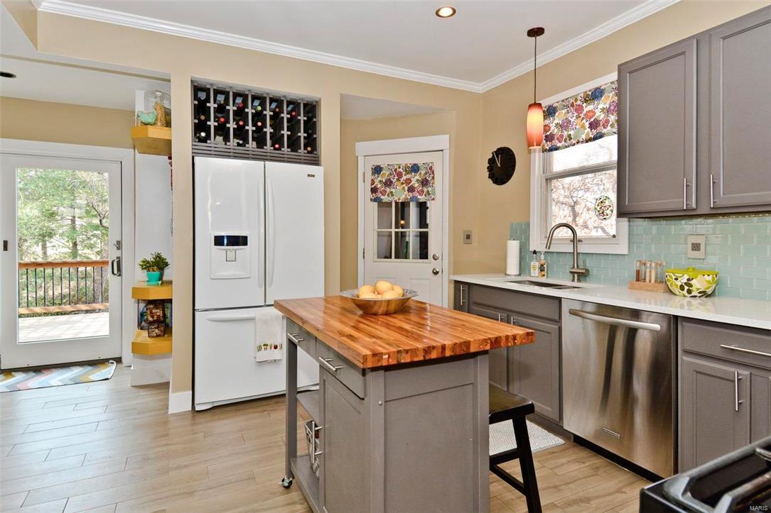 S V Papins Add To Webster - Residential