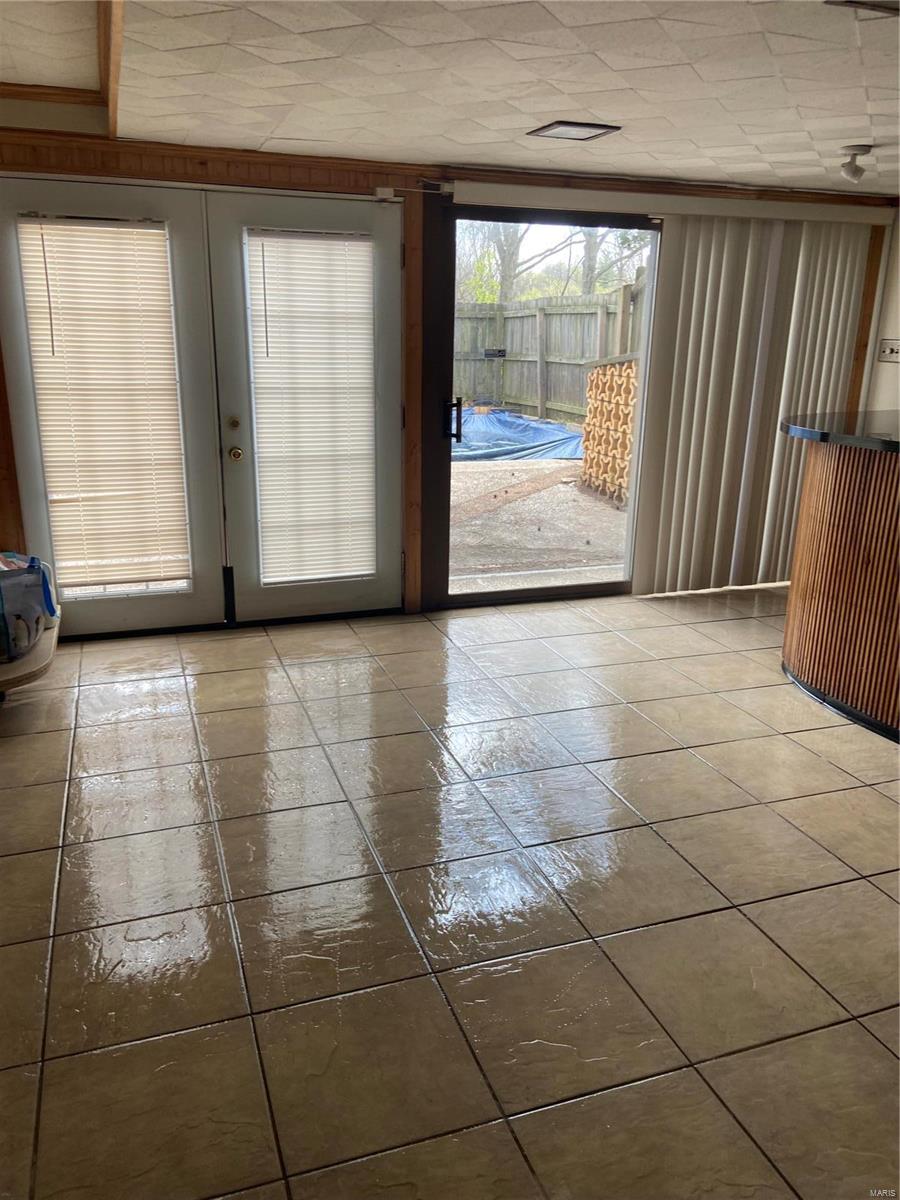 Pine Meadows First Add - Residential