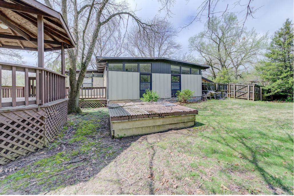 Pine Meadows First Add - Residential