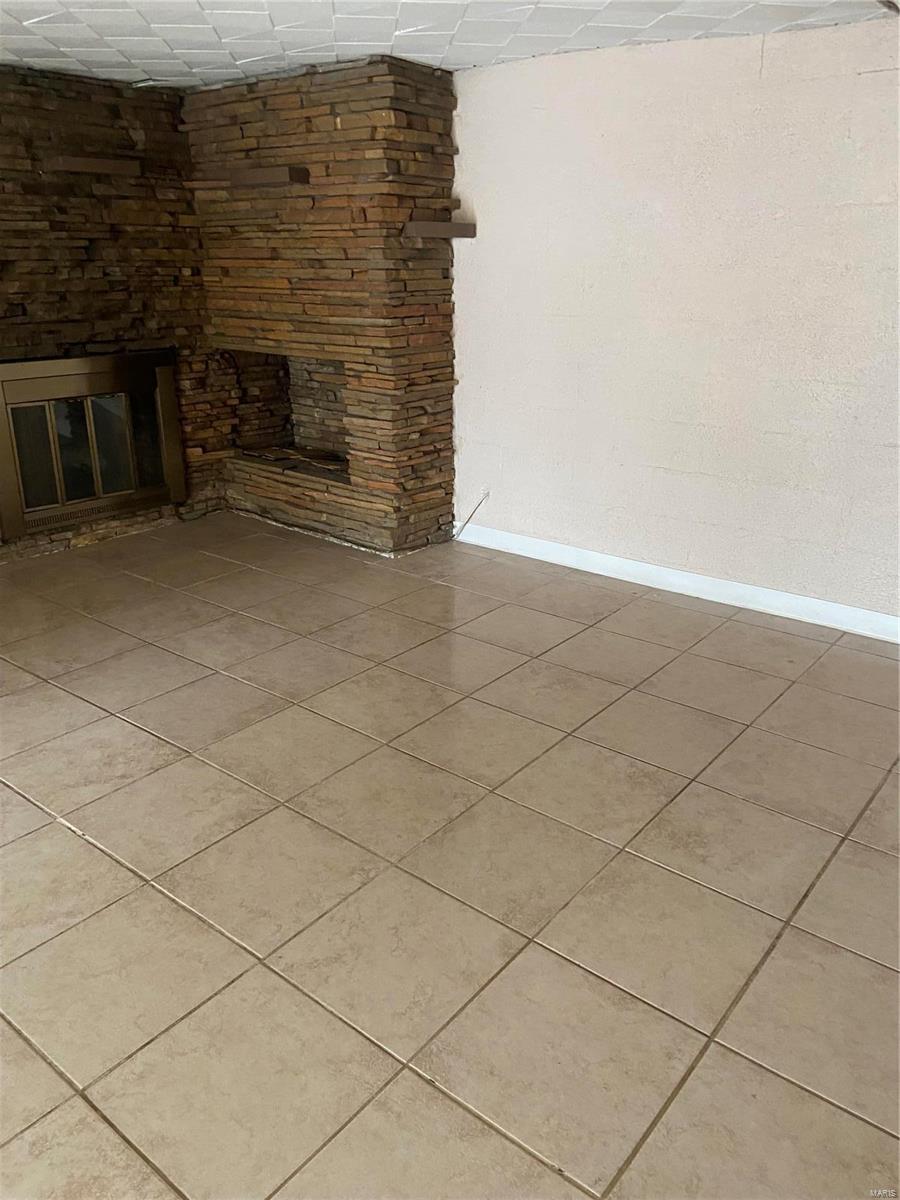 Pine Meadows First Add - Residential