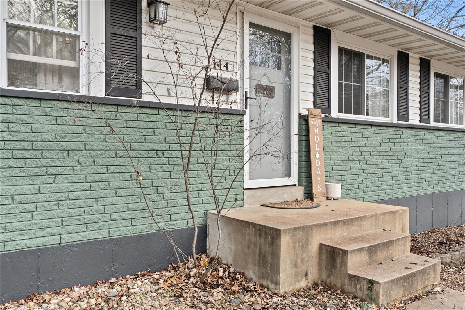 St Louis, Missouri 63119, United States, 2 Bedrooms Bedrooms, ,1 BathroomBathrooms,Residential,Pending,26856