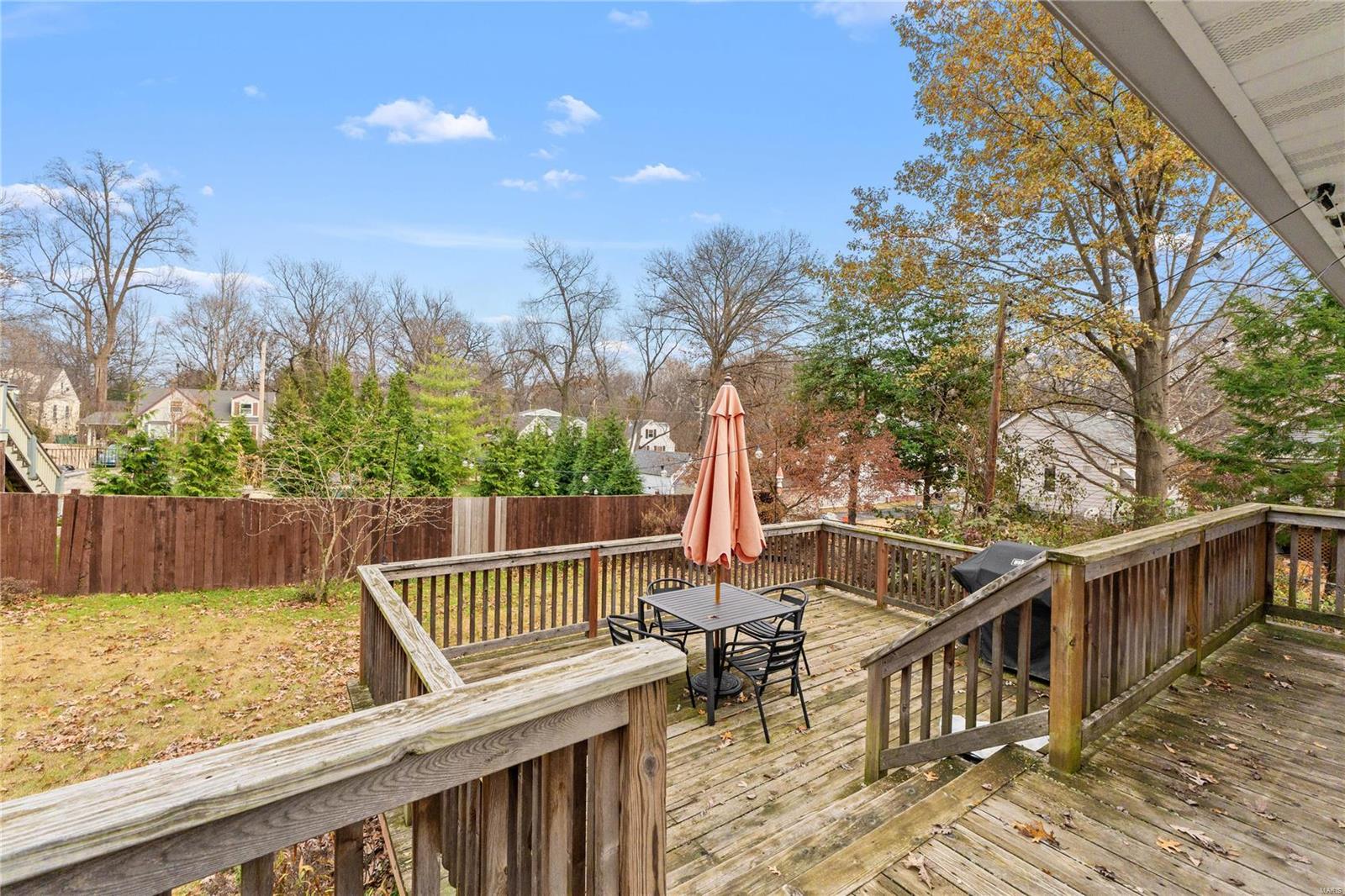 St Louis, Missouri 63119, United States, 2 Bedrooms Bedrooms, ,1 BathroomBathrooms,Residential,Pending,26856