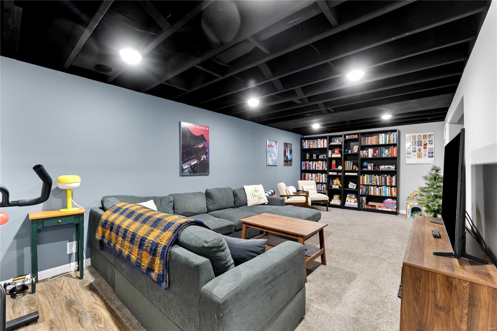 St Louis, Missouri 63119, United States, 2 Bedrooms Bedrooms, ,1 BathroomBathrooms,Residential,Pending,26856