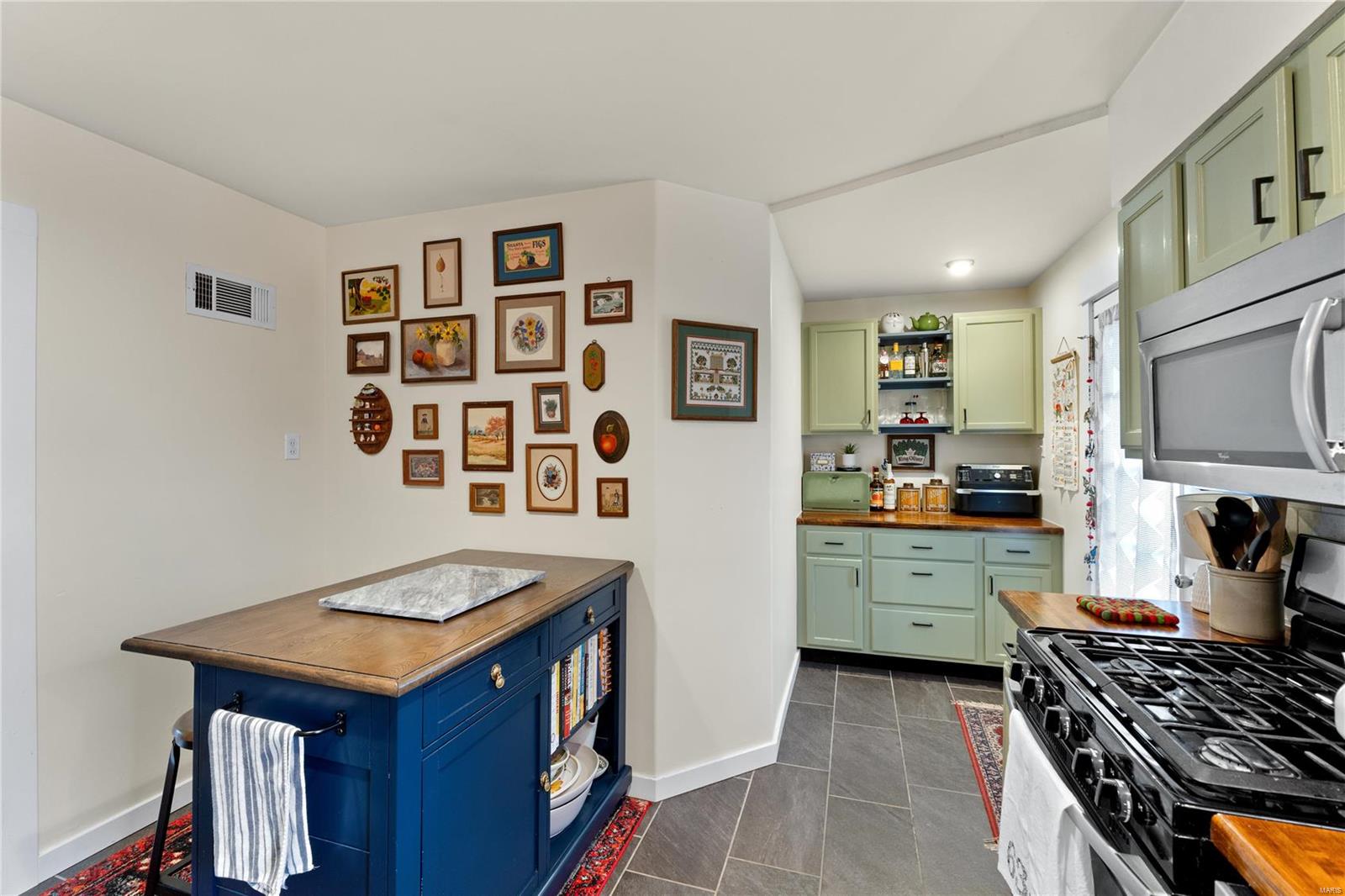 St Louis, Missouri 63119, United States, 2 Bedrooms Bedrooms, ,1 BathroomBathrooms,Residential,Pending,26856