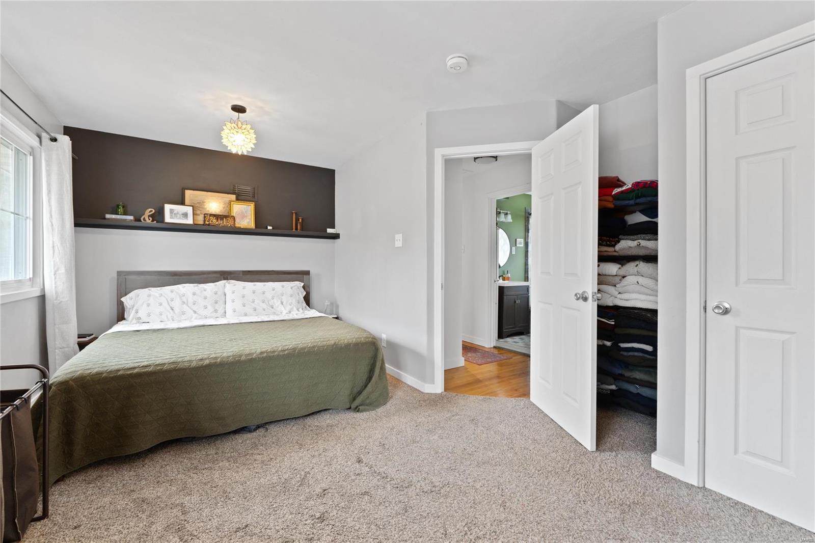 St Louis, Missouri 63119, United States, 2 Bedrooms Bedrooms, ,1 BathroomBathrooms,Residential,Pending,26856