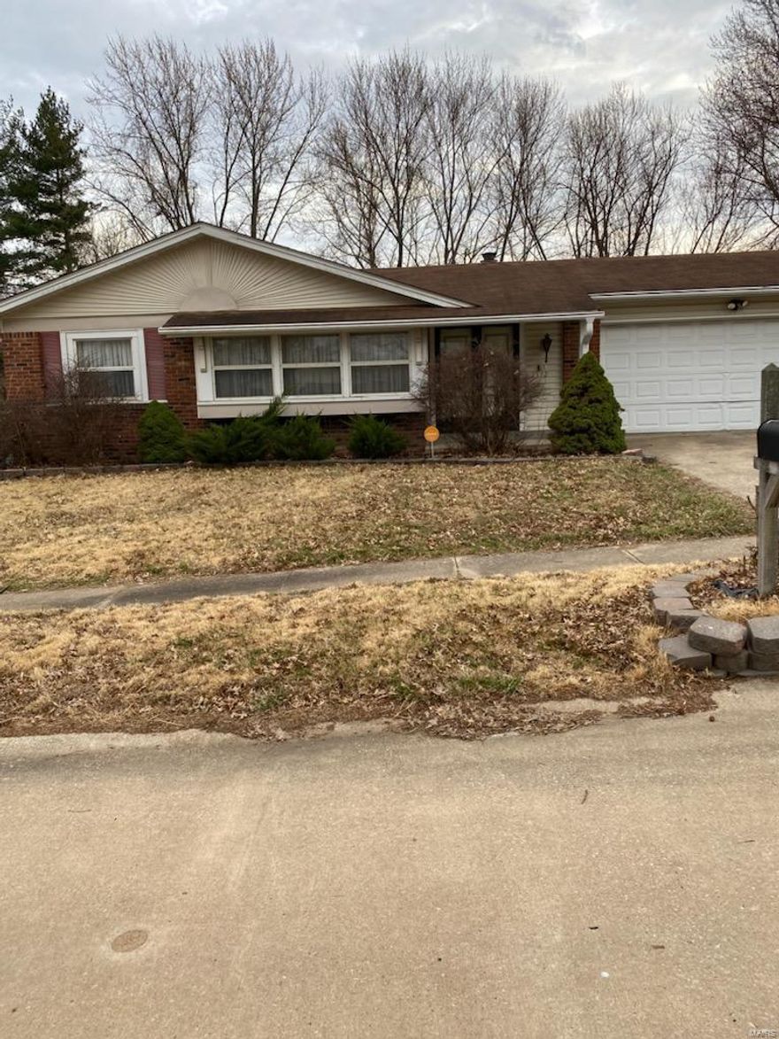 Price to sell!!!!Come check out this can't miss property. Great for rental, investment or first time home buyer. Put your own vision into this 3 bedroom 3 bath, partially finished basement with ample fenced backyard space. Property is being sold as is. Seller to do no repairs or inspections.
