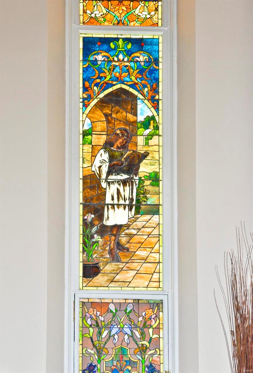 Abbey/Pk Condo - Residential