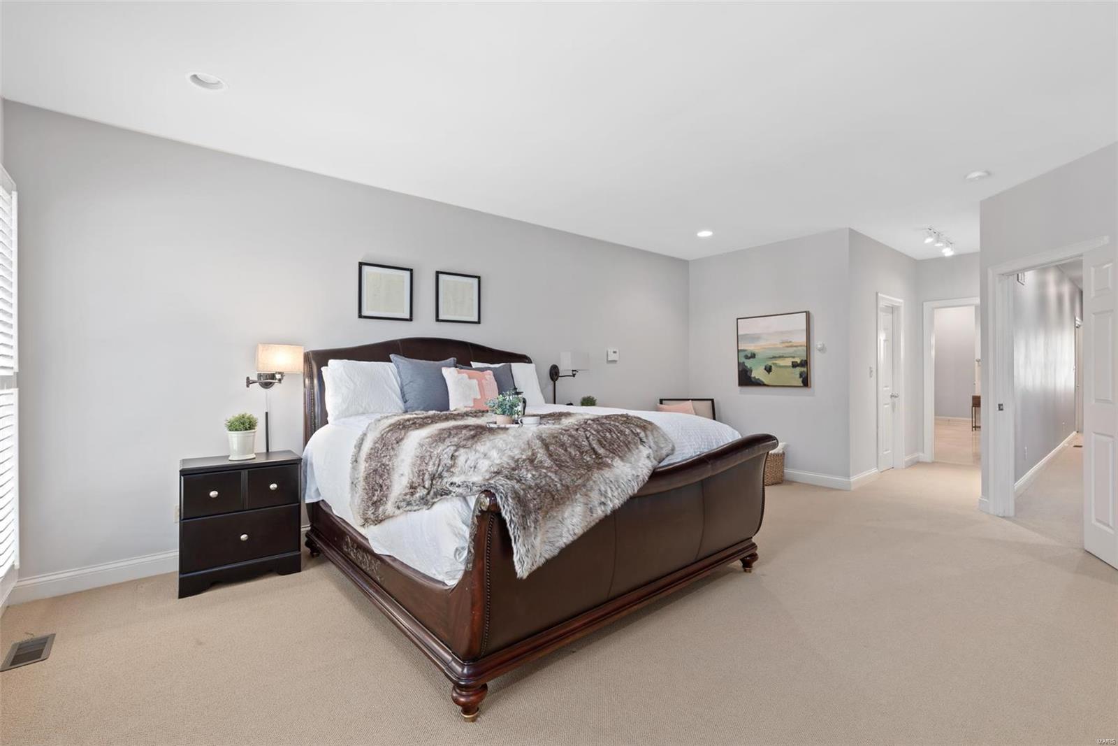 Nine Brighton Way Twnhms A - Residential