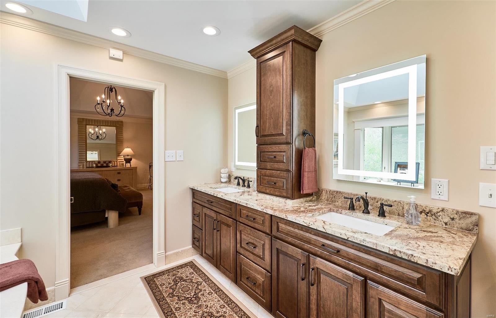 Wellington Manor - Residential