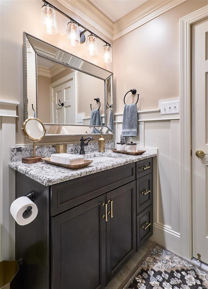 Wellington Manor - Residential