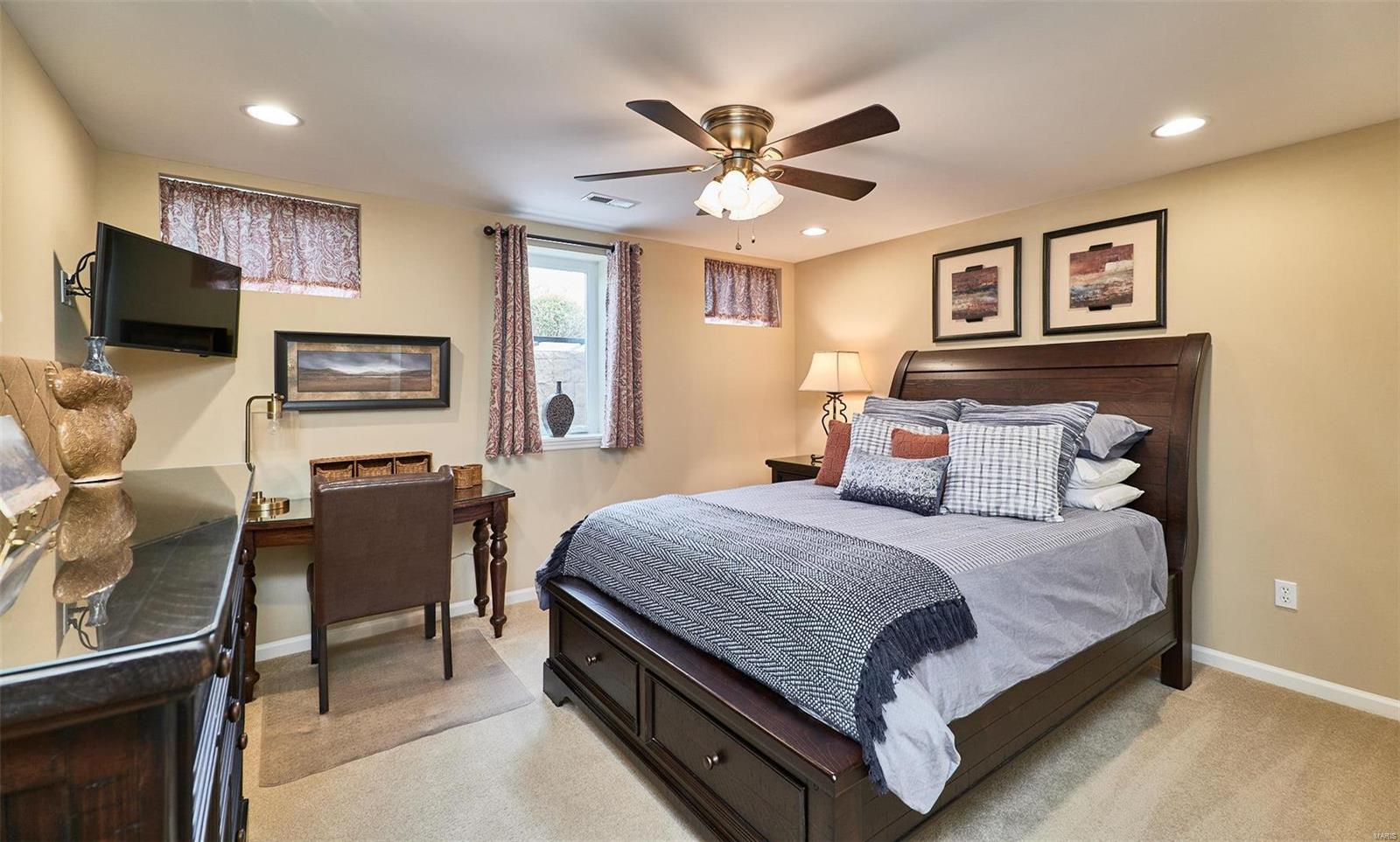 Wellington Manor - Residential