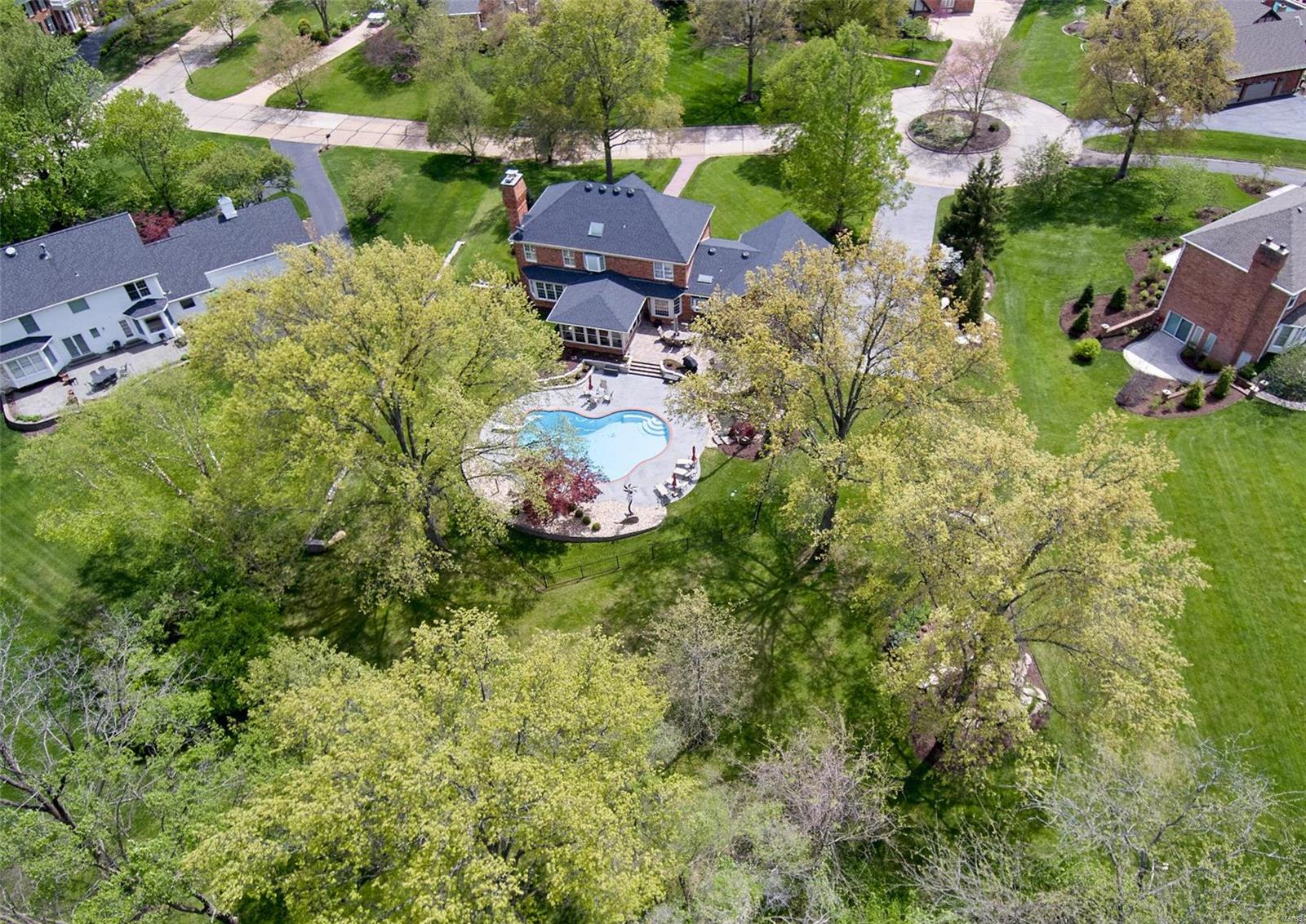 Wellington Manor - Residential