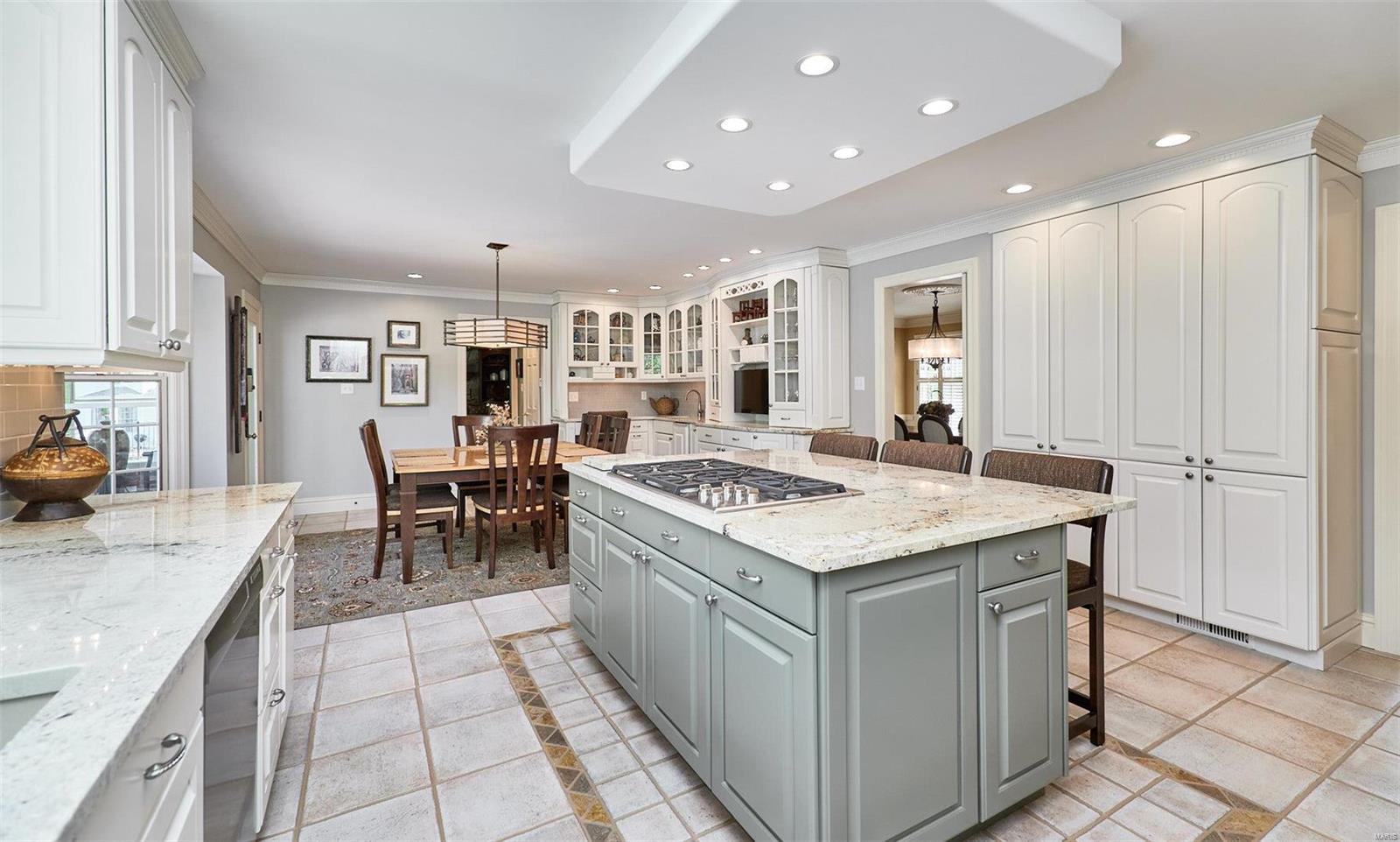 Wellington Manor - Residential