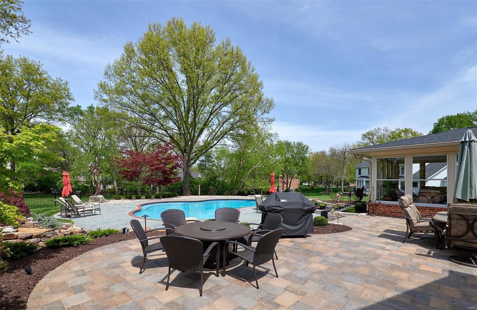 Wellington Manor - Residential