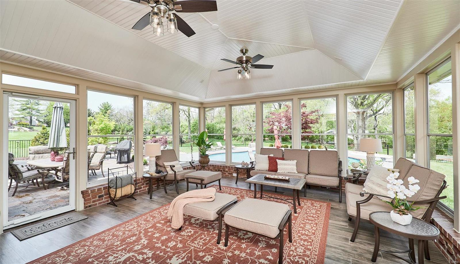 Wellington Manor - Residential