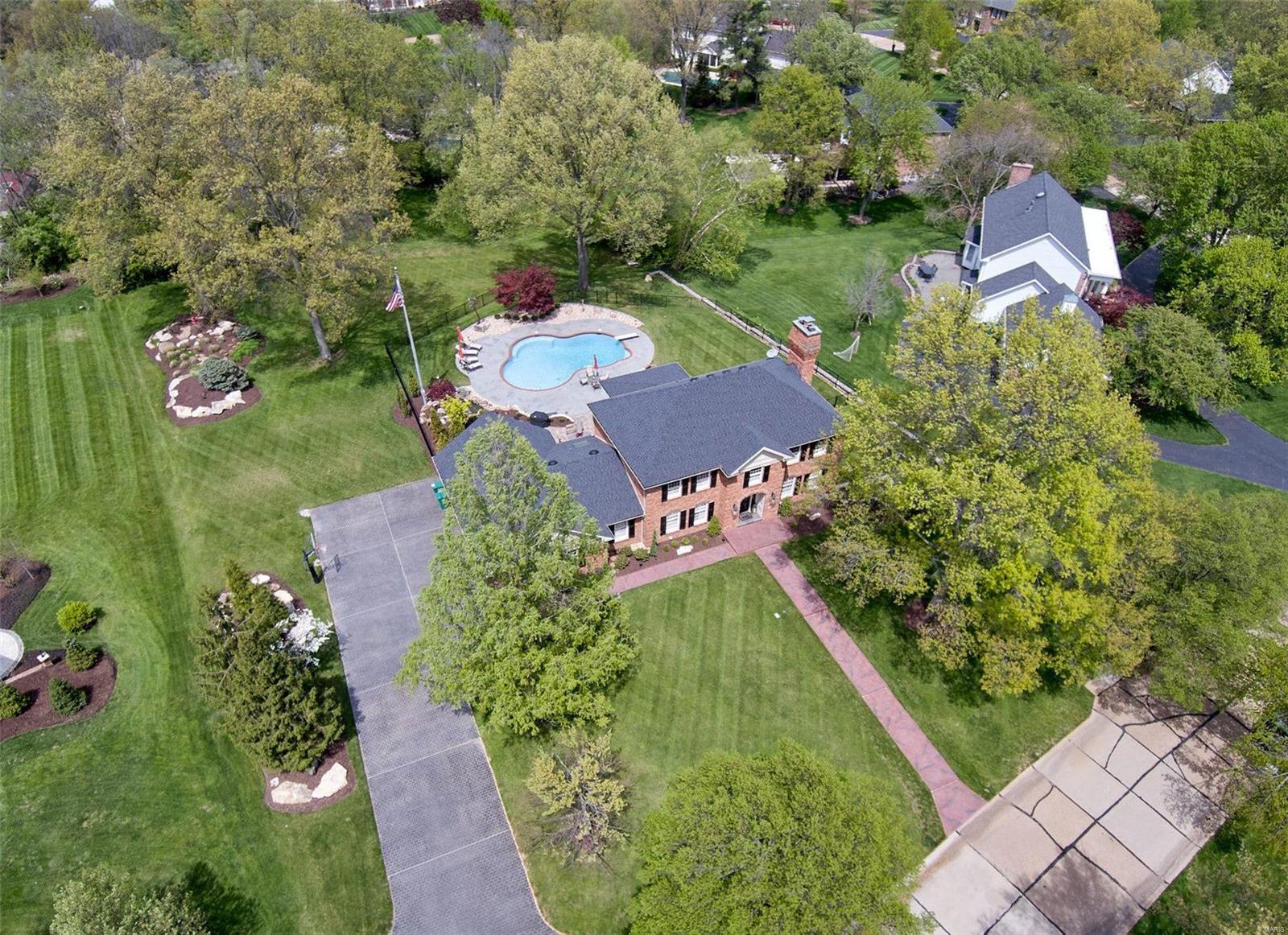 Wellington Manor - Residential