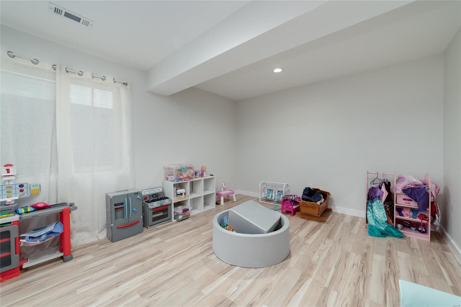 Charlestowne Place #3 - Residential